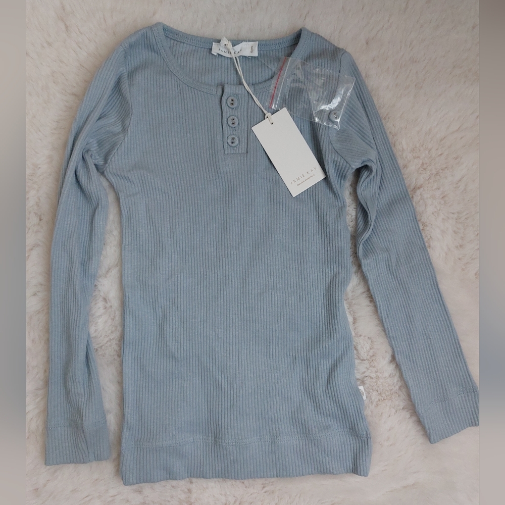Organic essential long sleeve henley (NWT)